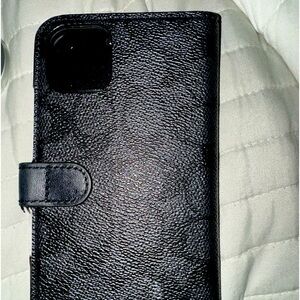 iPhone 11 case. Used but in good condition